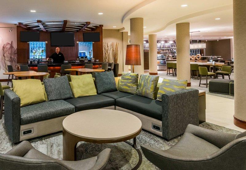 Courtyard Fort Myers At I-75 And Gulf Coast Town Center Estero Bagian luar foto