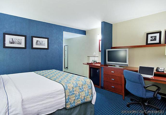 Courtyard Fort Myers At I-75 And Gulf Coast Town Center Estero Ruang foto