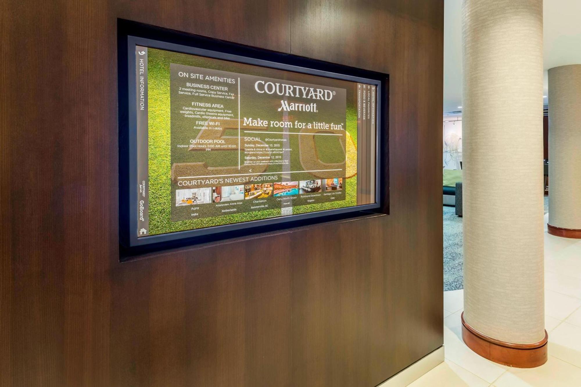Courtyard Fort Myers At I-75 And Gulf Coast Town Center Estero Bagian luar foto